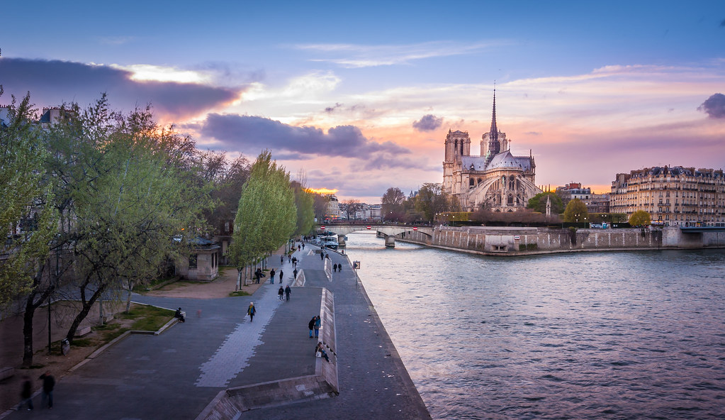 Paris signature - Quai de la Tournelle - Paris 5e